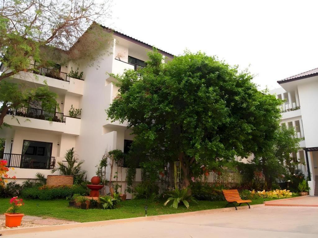 Baan Nan Hotel Exterior photo
