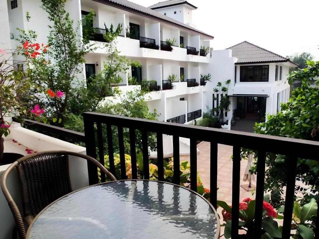 Baan Nan Hotel Exterior photo